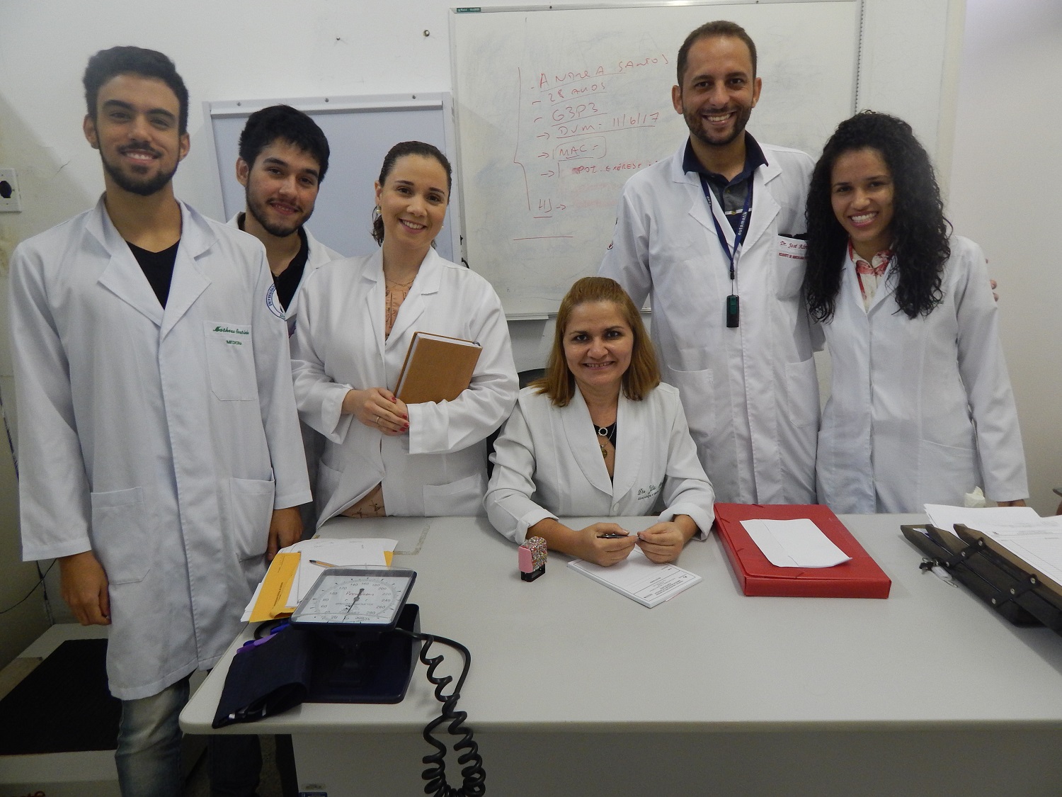 Atendimento é conduzido pela ginecologista e obstetra Júlia Dias e por toda a sua equipe. (foto: Unidade de Comunicação Social do HU)