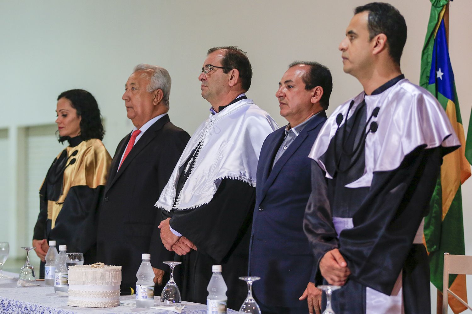 Além do reitor, solenidade teve a participação do governador Jackson Barreto (terno escuro), prefeito de Lagarto Valmir Monteiro, diretora do campus Adriana Carvalho e do pró-reitor de Graduação Dilton Maynard (dir.).