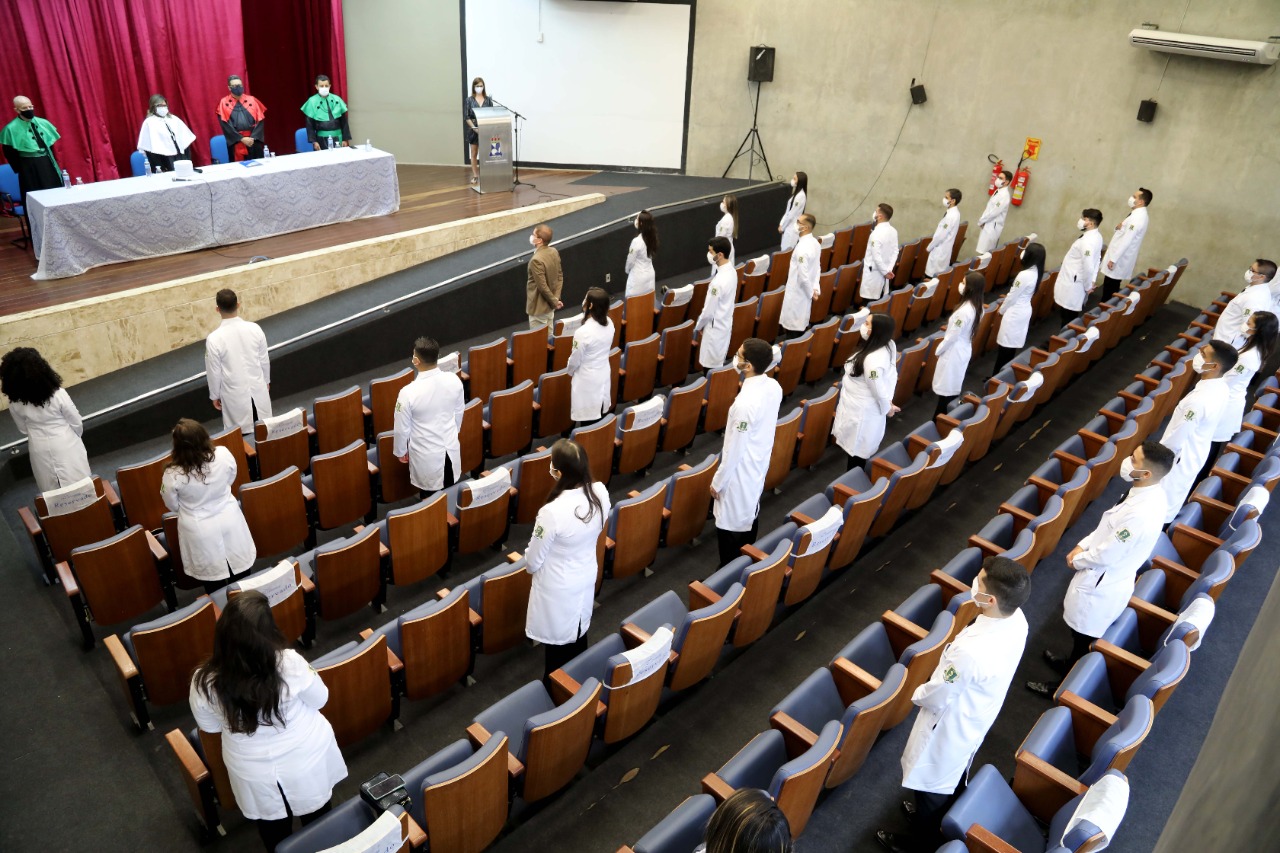 Cerimônia aconteceu no auditório da Reitoria, campus de São Cristóvão