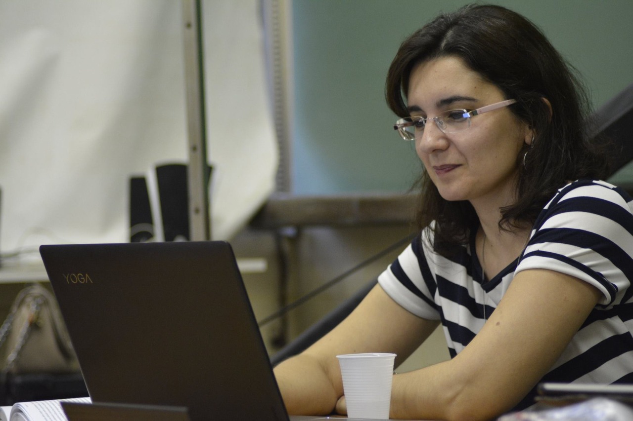 Fernanda Petrarca: "Quando uma profissão se volta contra o conhecimento, isso tem fortes consequências na sociedade". (fotos: Arquivos pessoais)