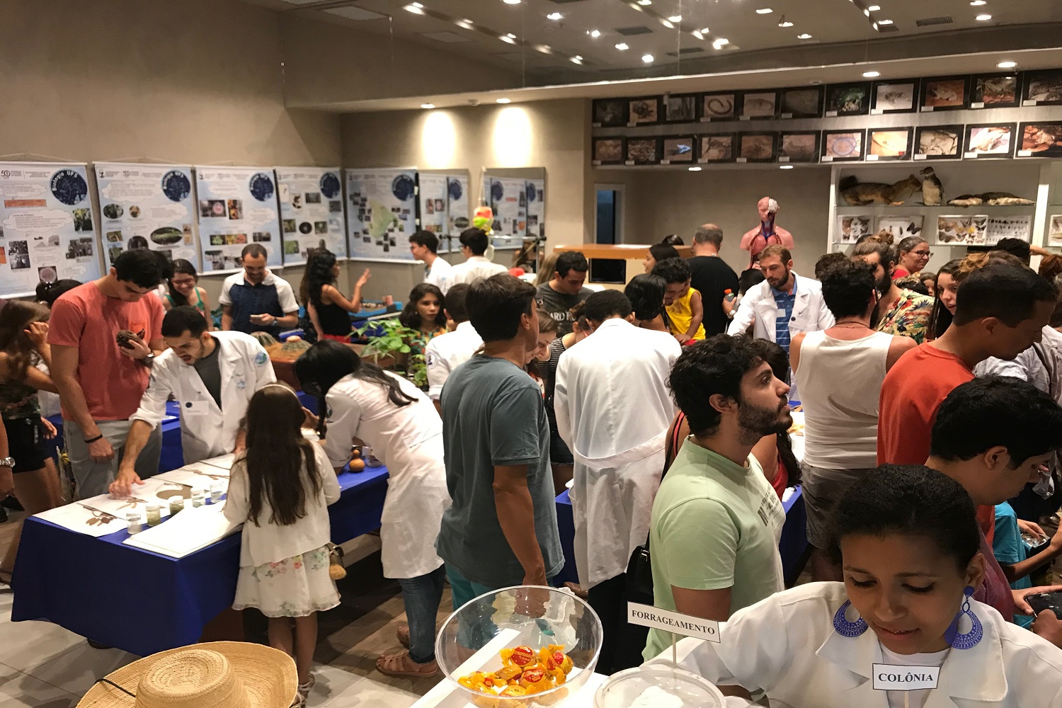 Evento no Shopping Riomar marcou a comemoração dos 45 anos da Biologia. (foto: DBI)
