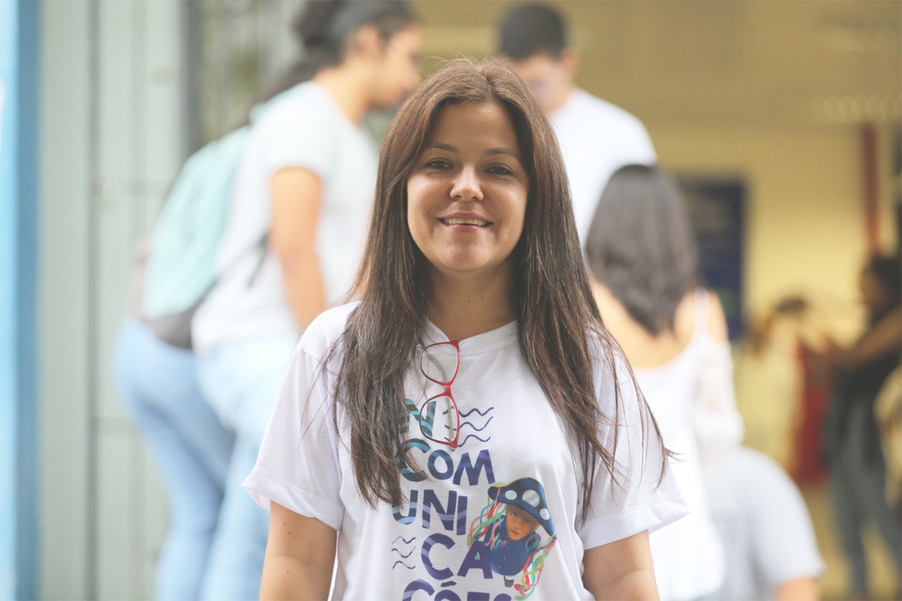 A professora Carina Flexor está à frente do In-Comunicações há dois anos