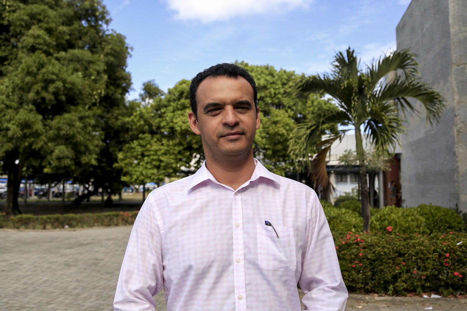 Dilton: “A gente procurou aperfeiçoar o que fizemos ano passado, que foi criar o circuito, trazendo para o Departamento de Computação (DComp) a Divisão de Concurso Vestibular (DCV), o pessoal de análise documental e o pessoal de digitação do Departamento de Administração Acadêmica (DAA)”