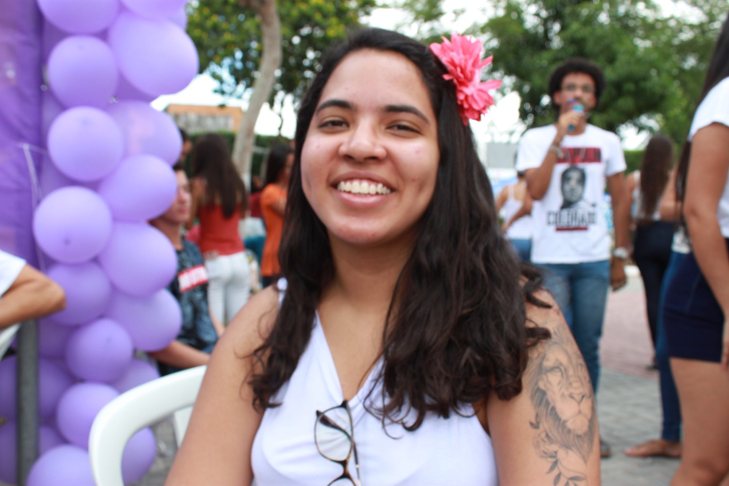 “A gente tem desde o início um contato com essa realidade que é diferente daquela que eu tinha antes de entrar na universidade”, diz a estudante de Medicina, Lara Faro.
