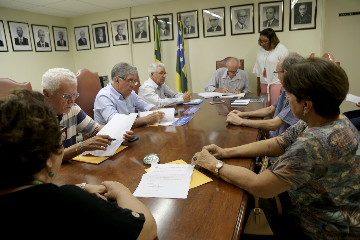 Ato ocorreu na Sala de Reuniões do Conselho Diretor, na Reitoria.  