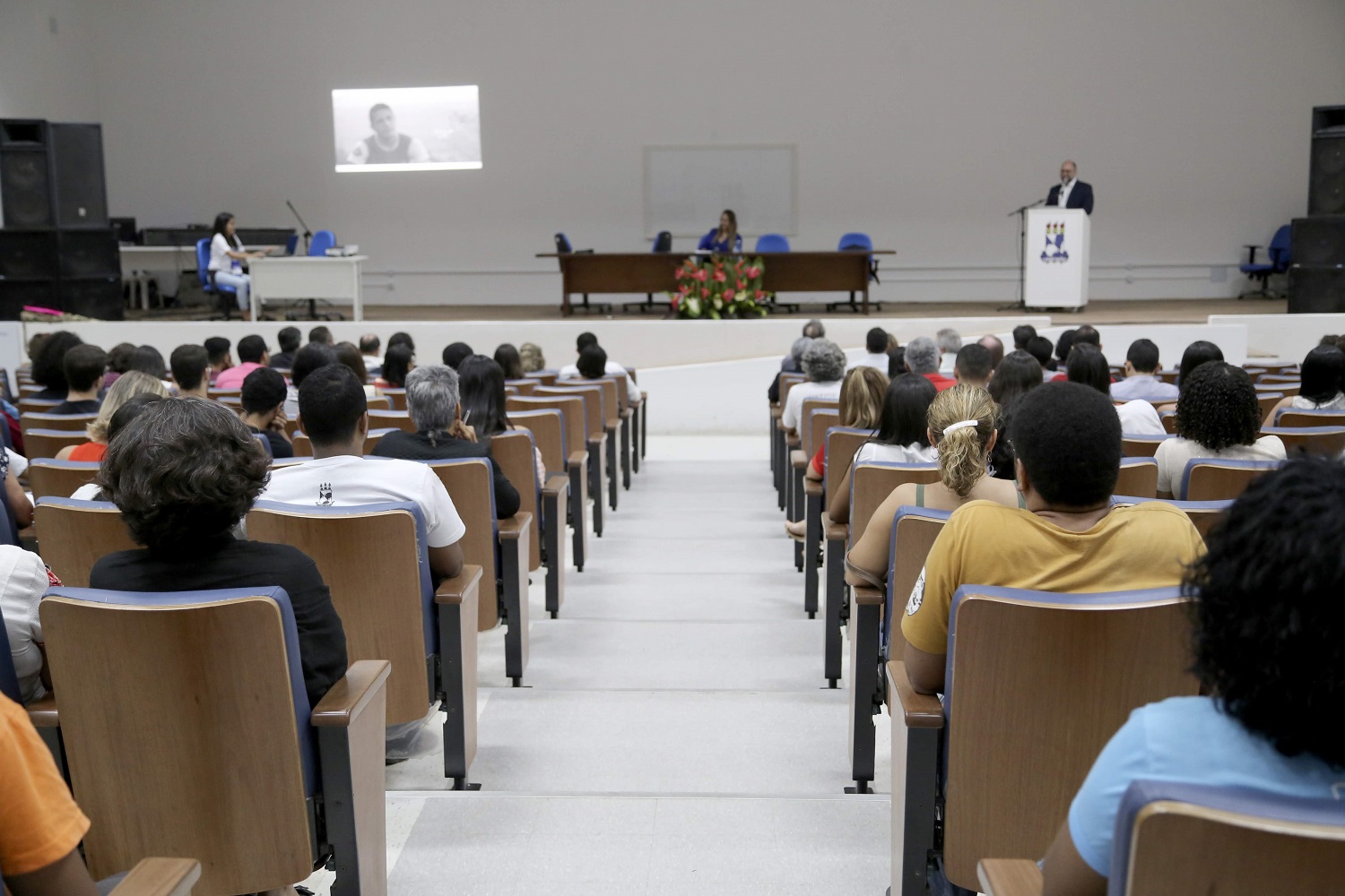 Aconteceu, na  manhã desta segunda-feira, a mesa de abertura da 6ª Semana Acadêmico-Cultural da UFS. (fotos: Schirlene Reis/Ascom UFS)