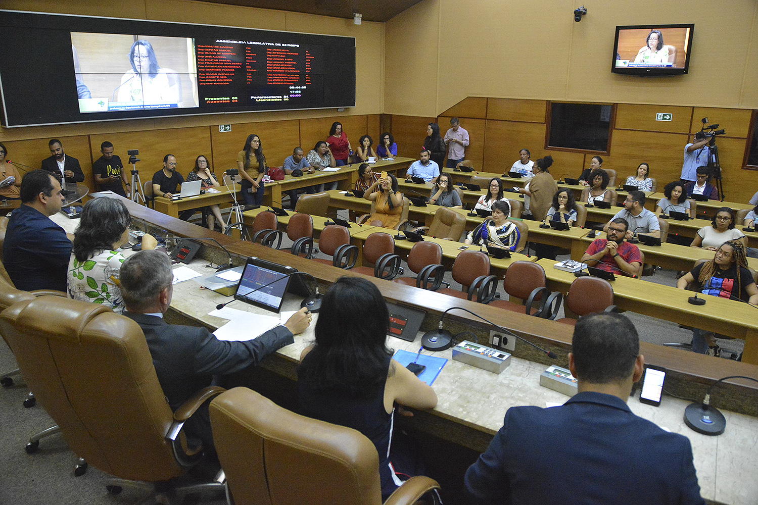 “São programas estratégicos para o país e universidades. Infelizmente não temos ainda a certeza sobre a continuidade, sobretudo a respeito do Residência Pedagógica e do Pibid", declarou Dilton Maynard, pró-reitor de Graduação. Foto: Jadilson Simões/Alese