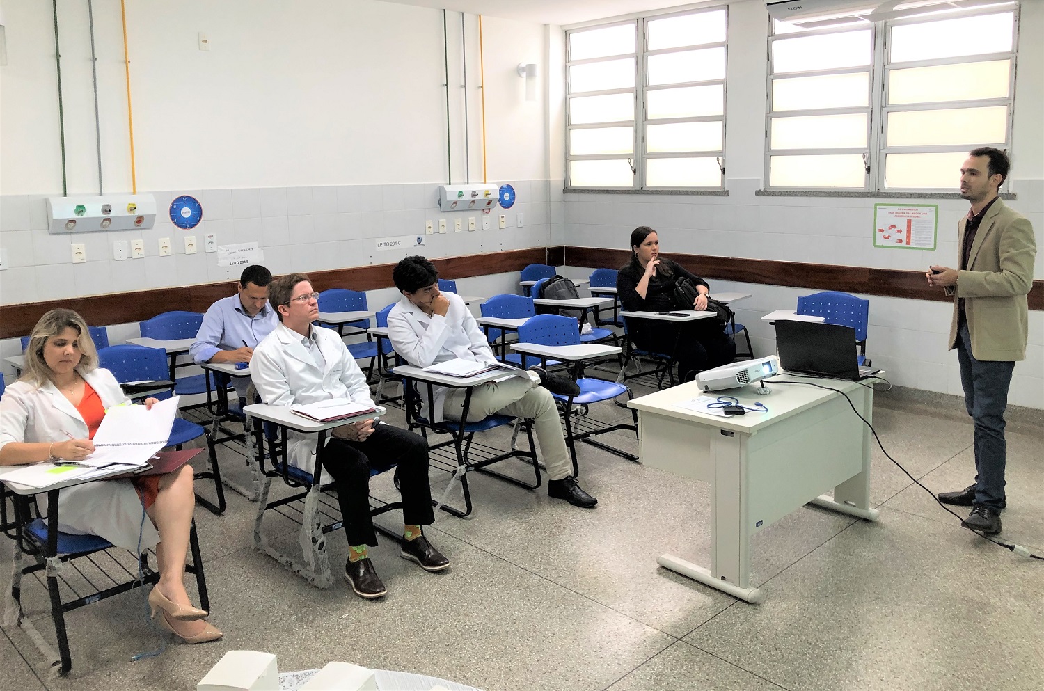 O Programa de Residência Médica em Clínica Médica do HUL segue para terceiro ano de funcionamento