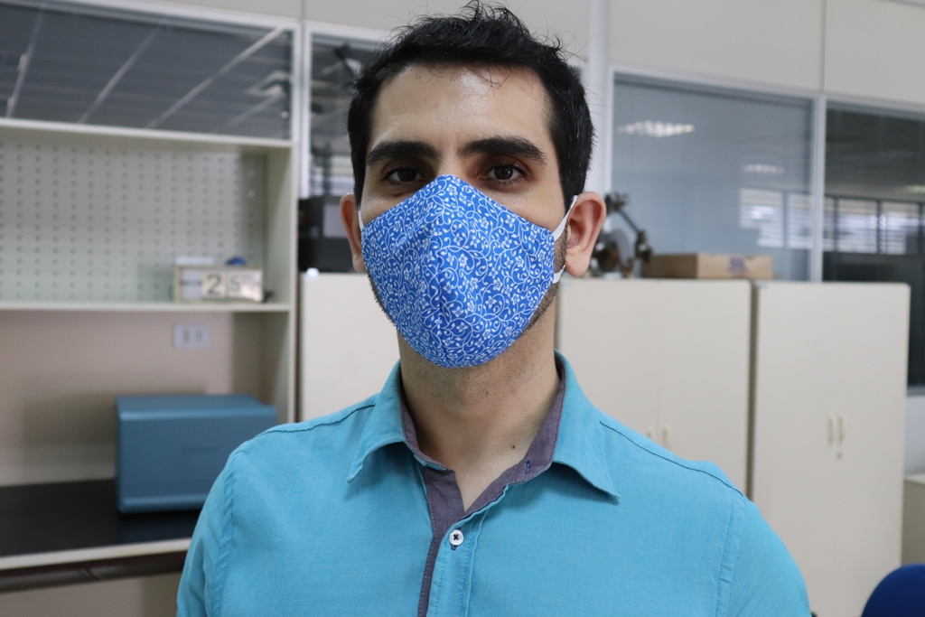 Professor José Gilmar Carvalho Filho atua na fabricação de reanimador automatizado