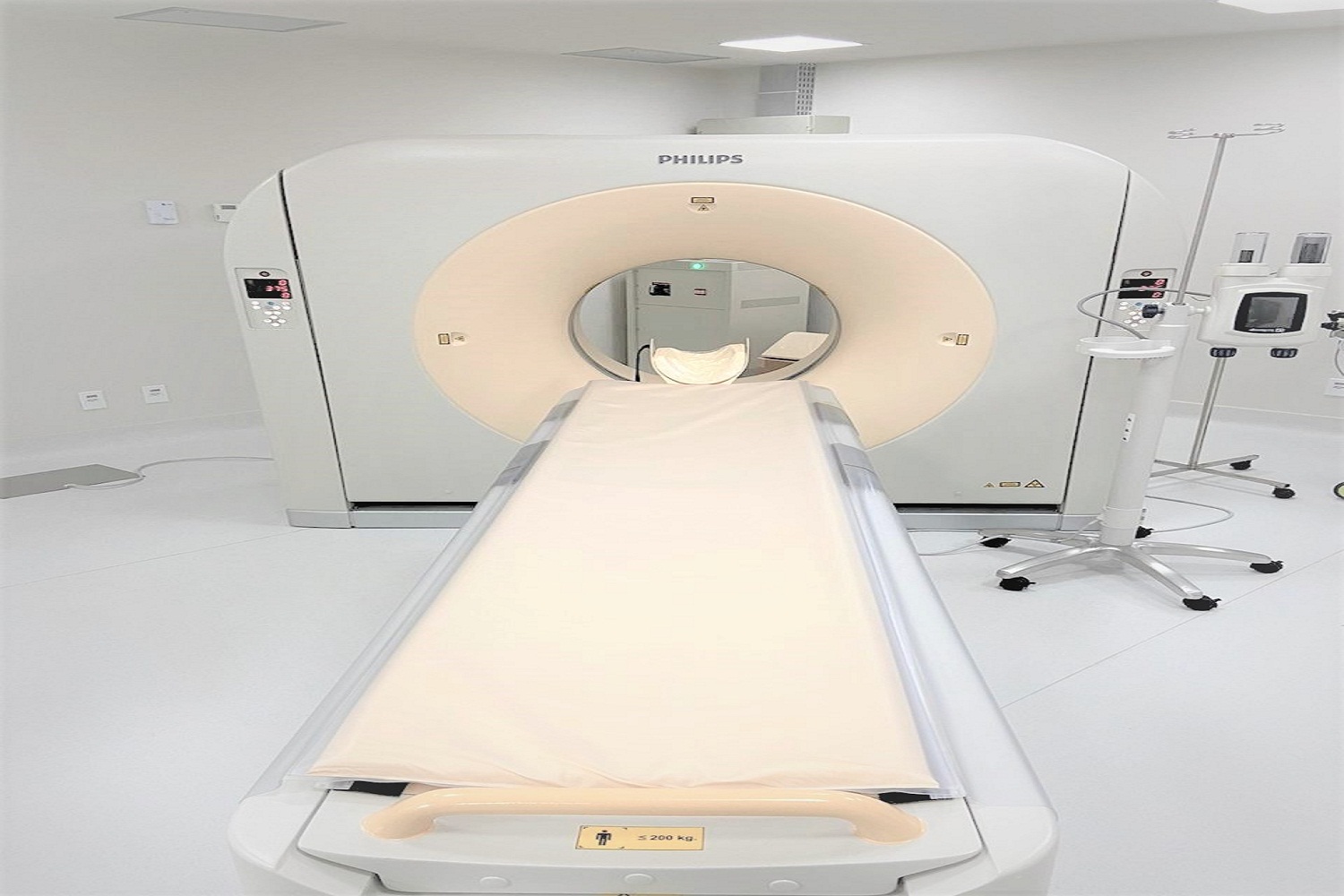 O Tomógrafo do Hospital Universitário de Lagarto (HUL-UFS/Ebserh) iniciou funcionamento aliado também ao cuidado a pacientes com Covid-19.