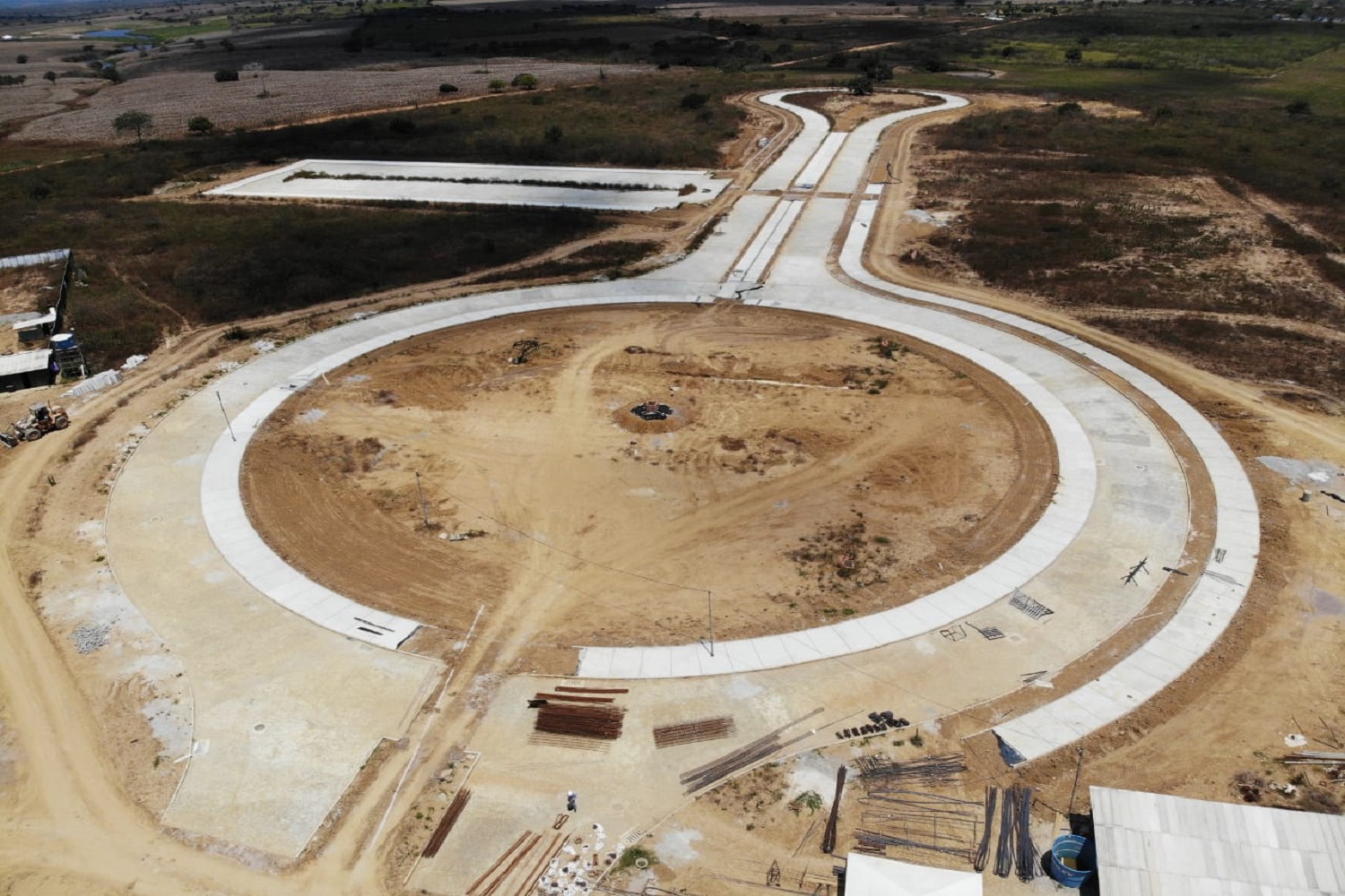 O campus do Sertão já funciona em sede provisória e a oficial está sendo construída atualmente (foto: Dofis/UFS)