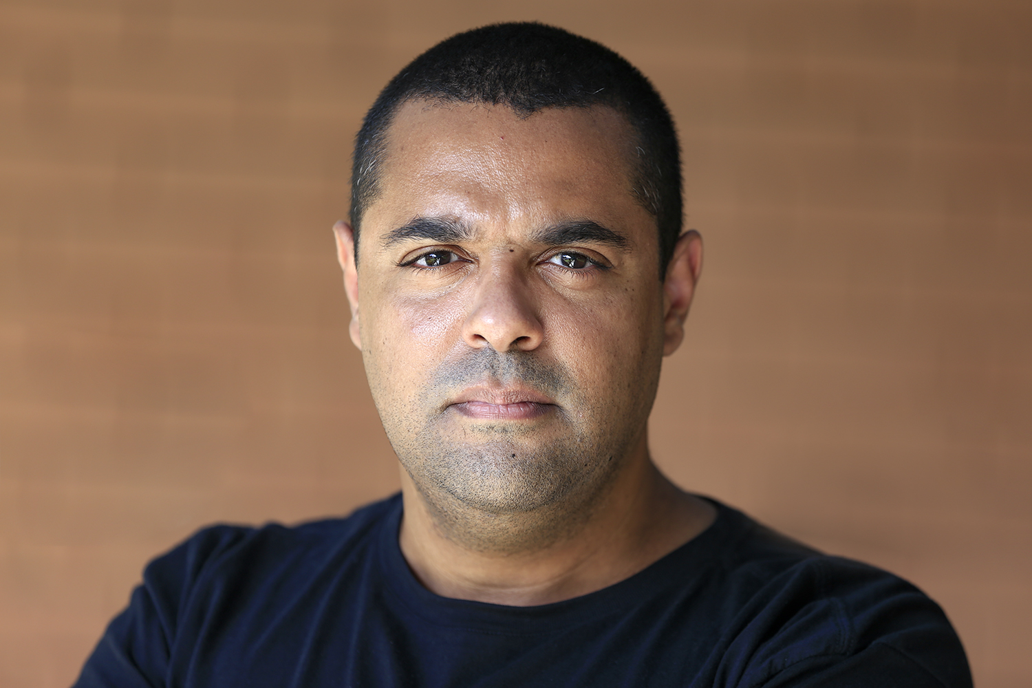 Flávio Barbosa coordena o Laboratório de Microbiologia e Tecnologia Cervejeira e lidera a pesquisa. (Fotos: Adilson Andrade - Ascom/UFS)