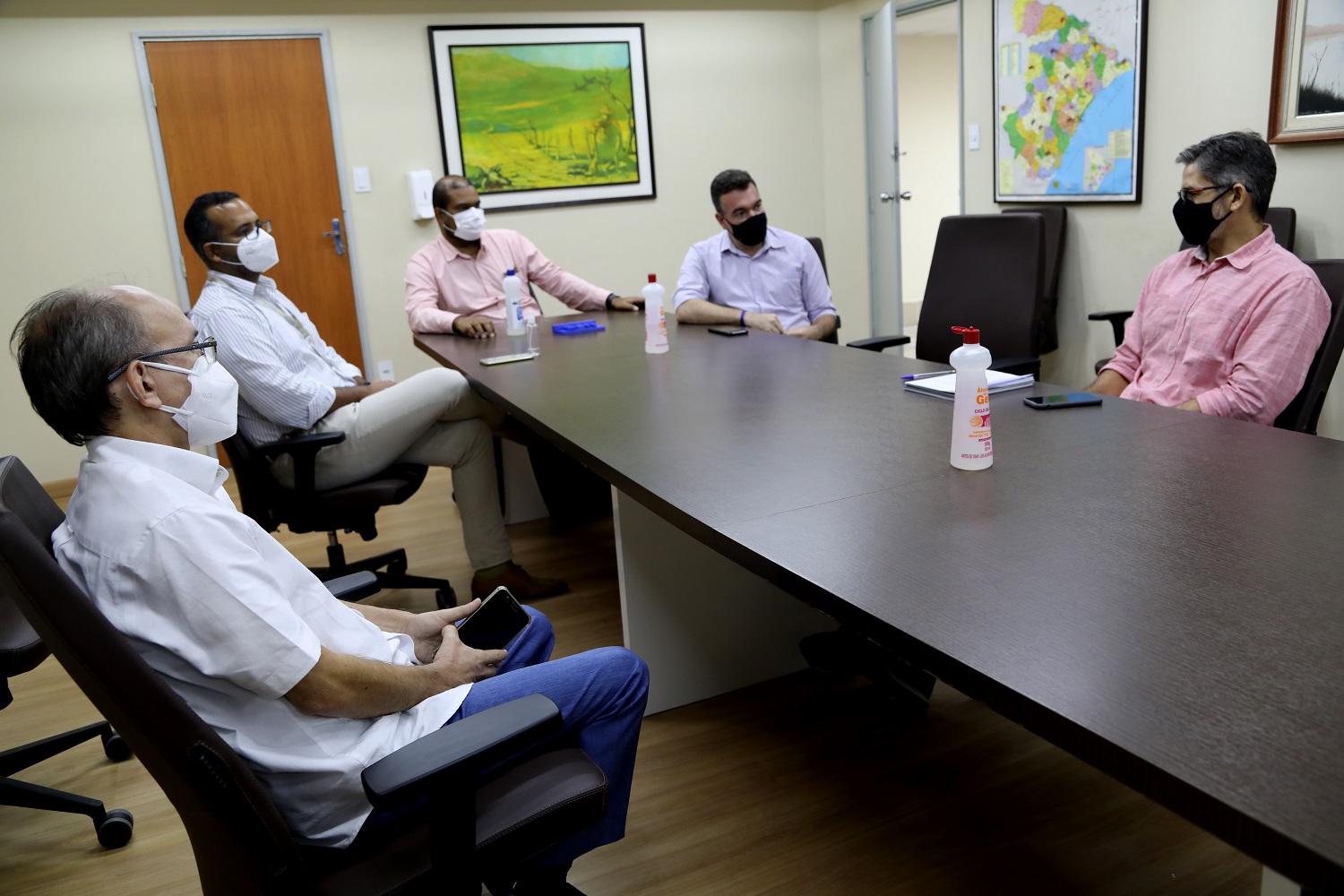 Reunião aconteceu no Gabinete do Reitor nesta segunda-feira, 24