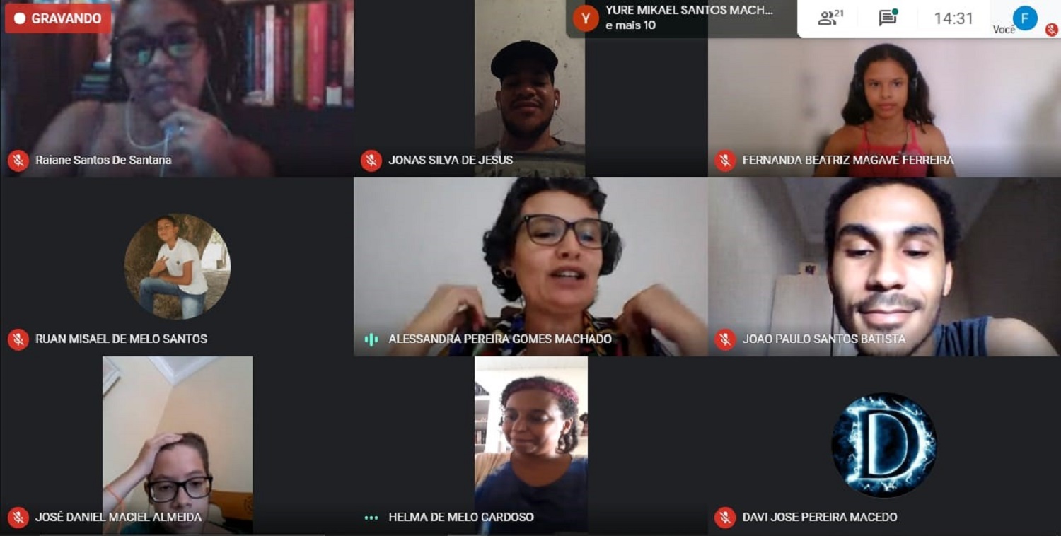 Leitura de Sulwe, de Lupita Nyong´o, turma do 6º ano de 2020 com a participação da professora de Língua Portuguesa Alessandra Machado. (fotos: arquivo pessoal)