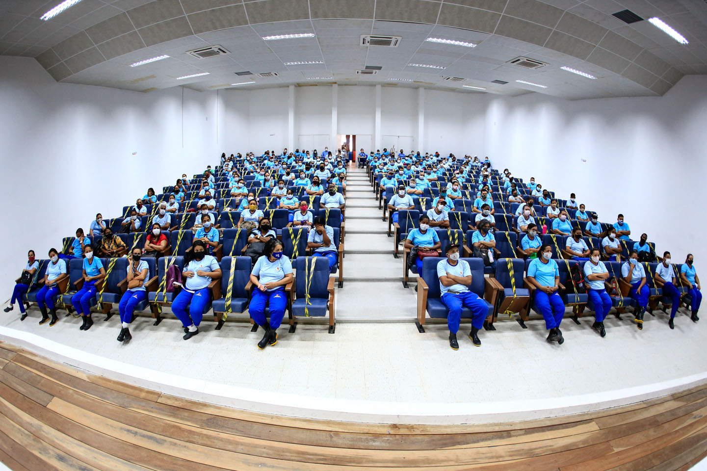 Cerca de 170 profissionais participaram da atividade. (fotos: Adilson Andrade/Ascom UFS)