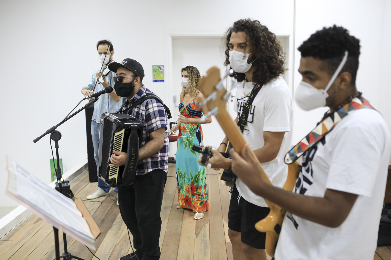 Coletivo Nosso Som marca presença na abertura da Parada pedagógica do Codap