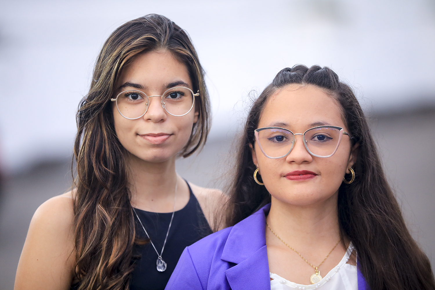 Alunas Marília Lima (esq.) e Katherine Santos, alunas de enfermagem que participam da startup Holística, proposta que venceu a primeira edição do PICS e pretende oferecer capacitação para aqueles que cuidam de idosos