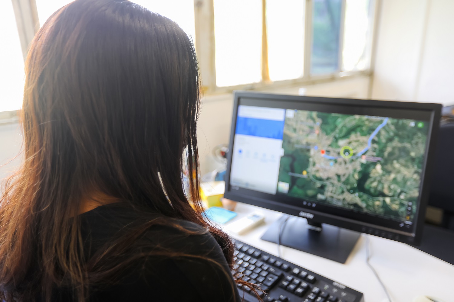 O projeto se utiliza de geotecnologias livres, a exemplo do Google Maps e do Street View (Foto: Schirlene Reis / Ascom UFS)