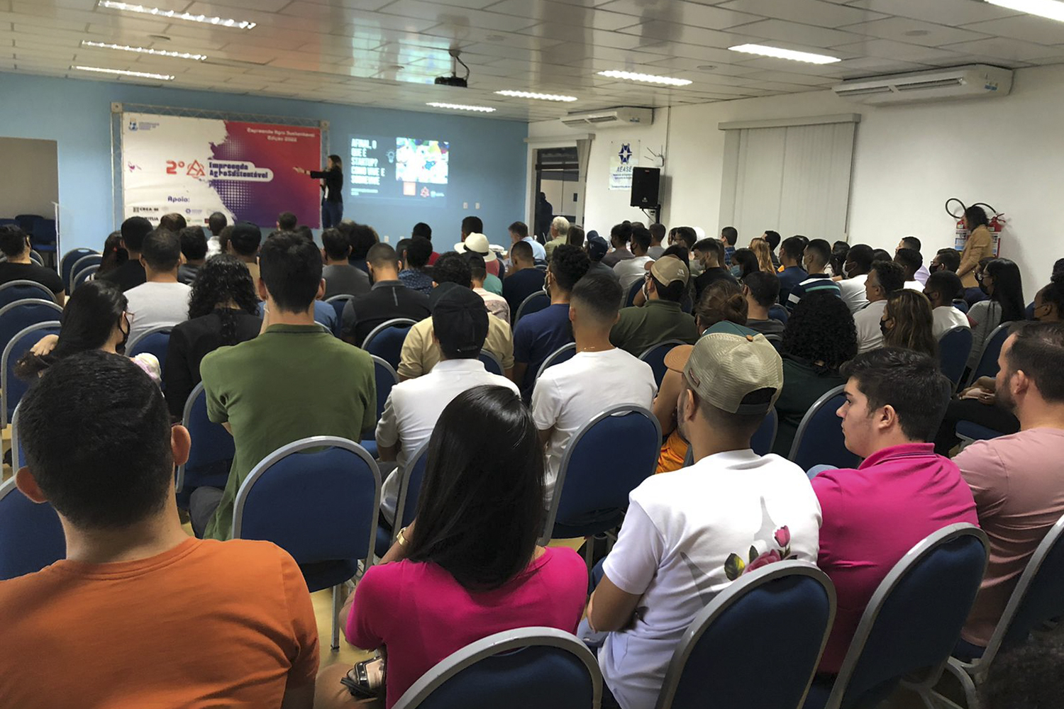 Evento ocorre na Associação de Engenheiros Agrônomos de Sergipe (Aease)