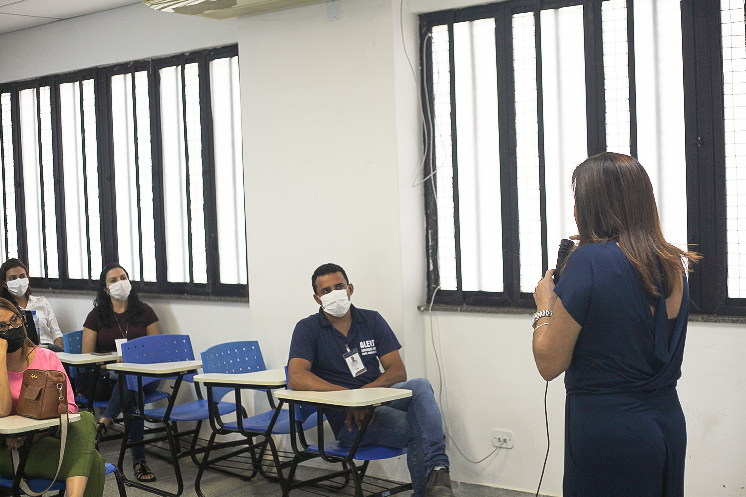 Professora Sandra abordou relações interpessoais. 