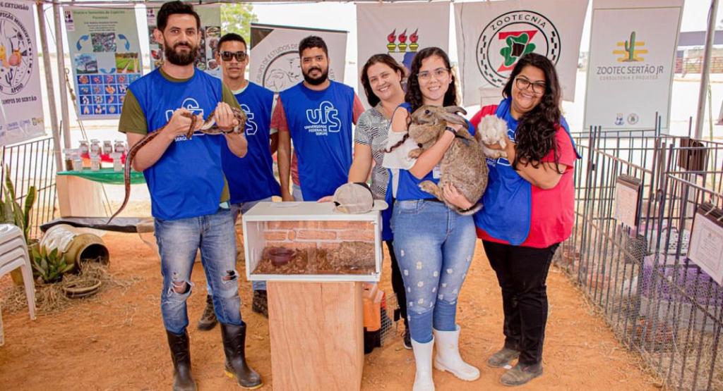 A UFS também teve um estande para divulgar as atividades da área de agrárias