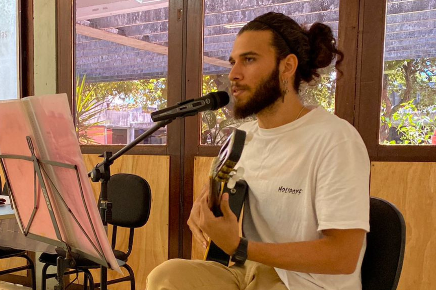 Andrey Cauam realizou apresentação cultural