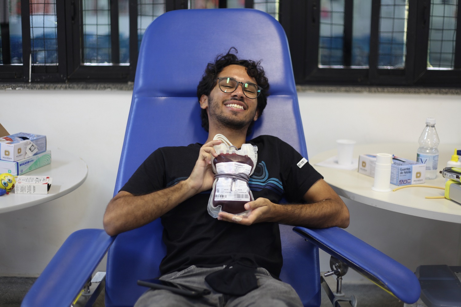 Discente de Medicina, Gabriel Santiago acredita que doação de sangue é um gesto simples que pode ajudar muitas vidas