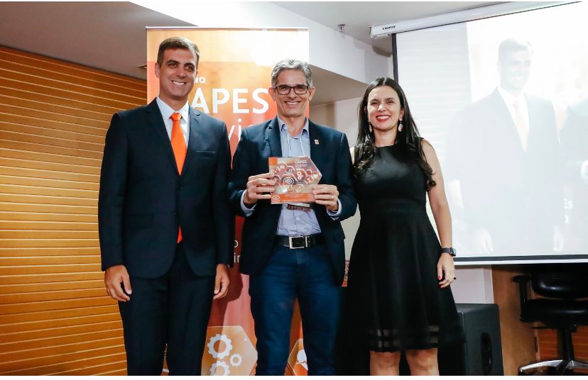 Pró-reitor de Pós-Graduação e Pesquisa, Lucindo Quintans, esteve presente na cerimônia de premiação