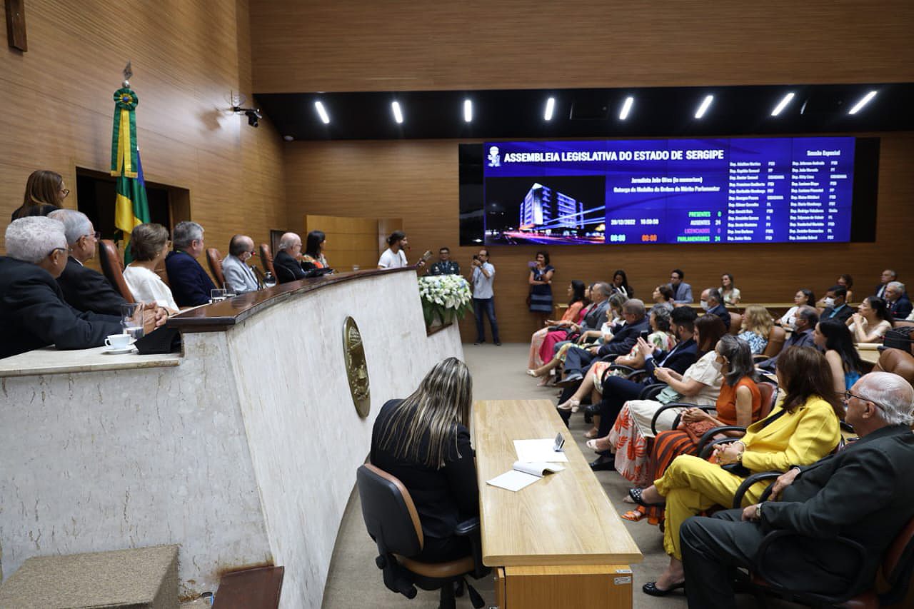 Sessão Especial ocorreu no plenário da Assembleia Legislativa de Sergipe