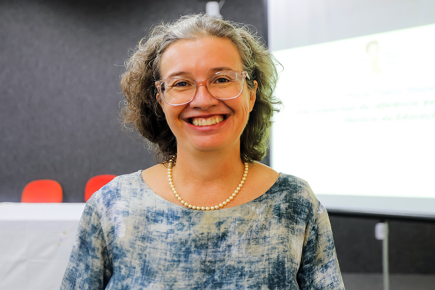 Professora Anamaria Bueno, do Departamento de Educação