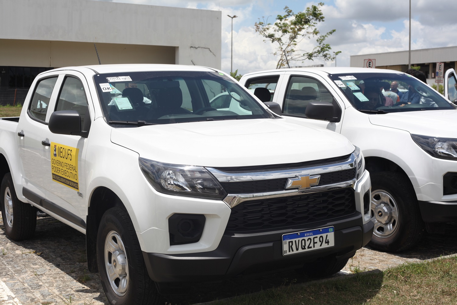 Novas camionetes vão atender demanda do campus 