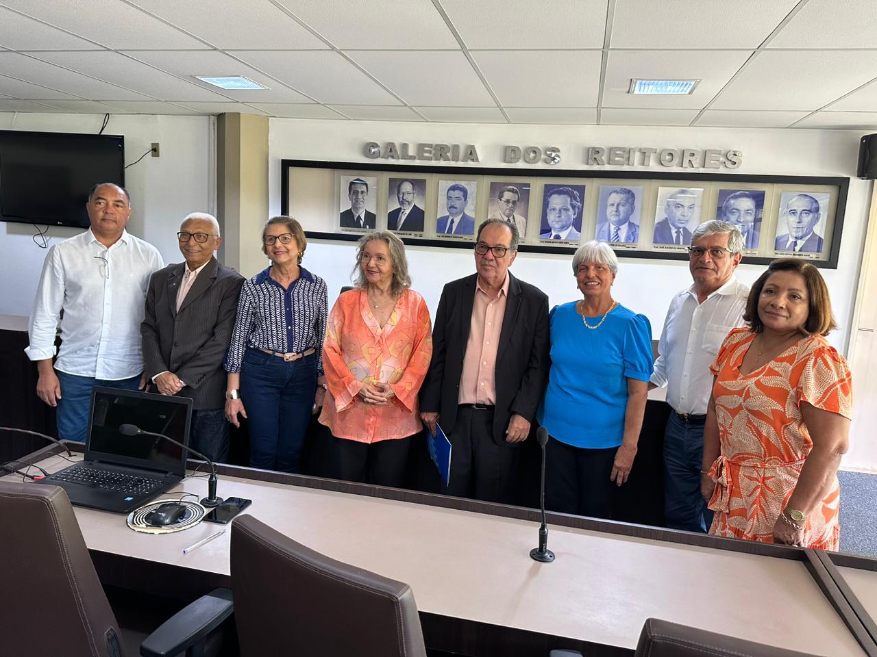 Posse aconteceu na Sala dos Conselhos Superiores da UFS. (foto: Arquivo pessoal)