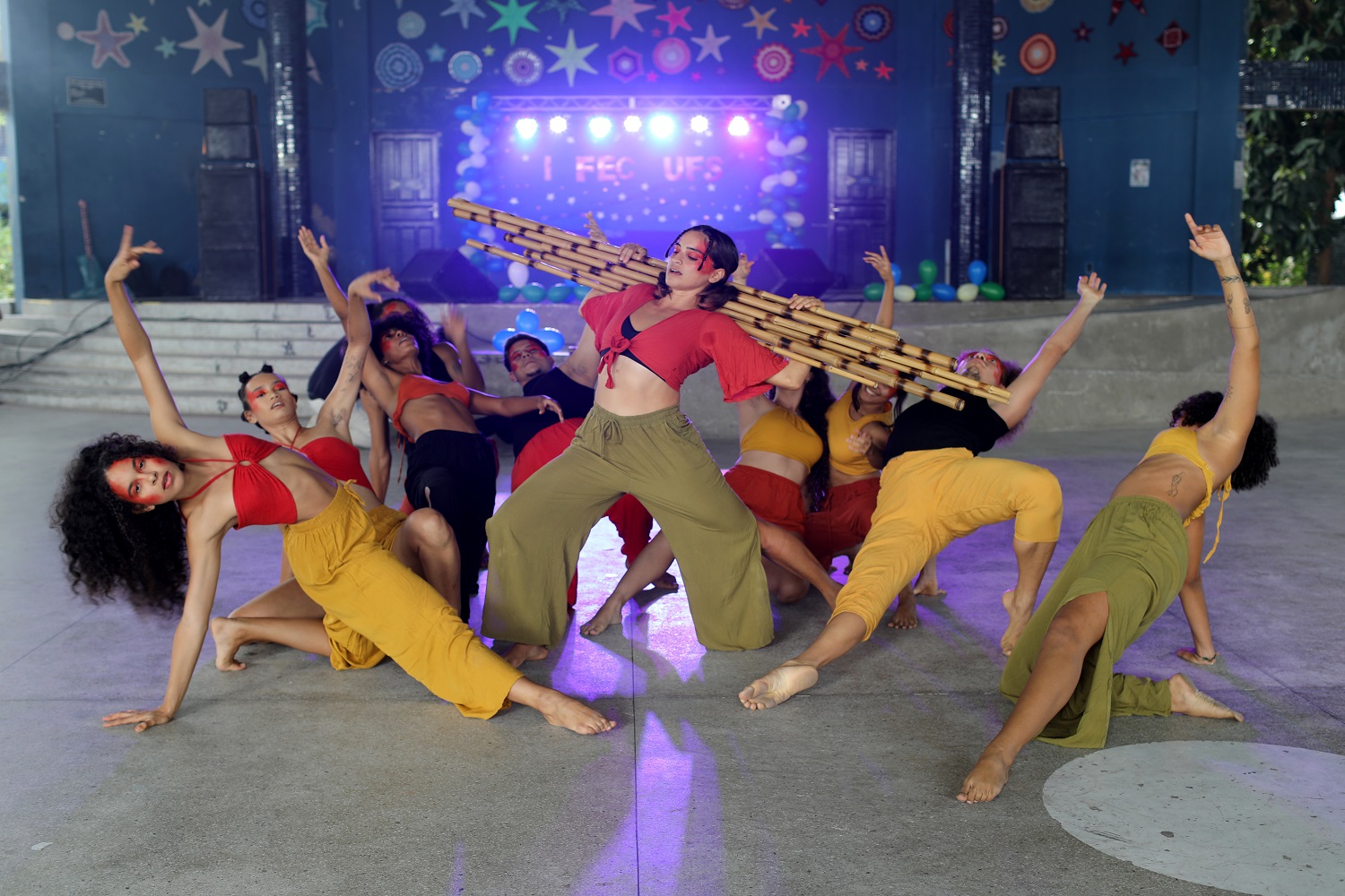 Grupo de dança “Sutaques da Casa” nasceu na UFS e é composto por licenciandos em Teatro de várias cidades do estado de Sergipe (Fotos: Schirlene Reis/Ascom UFS)