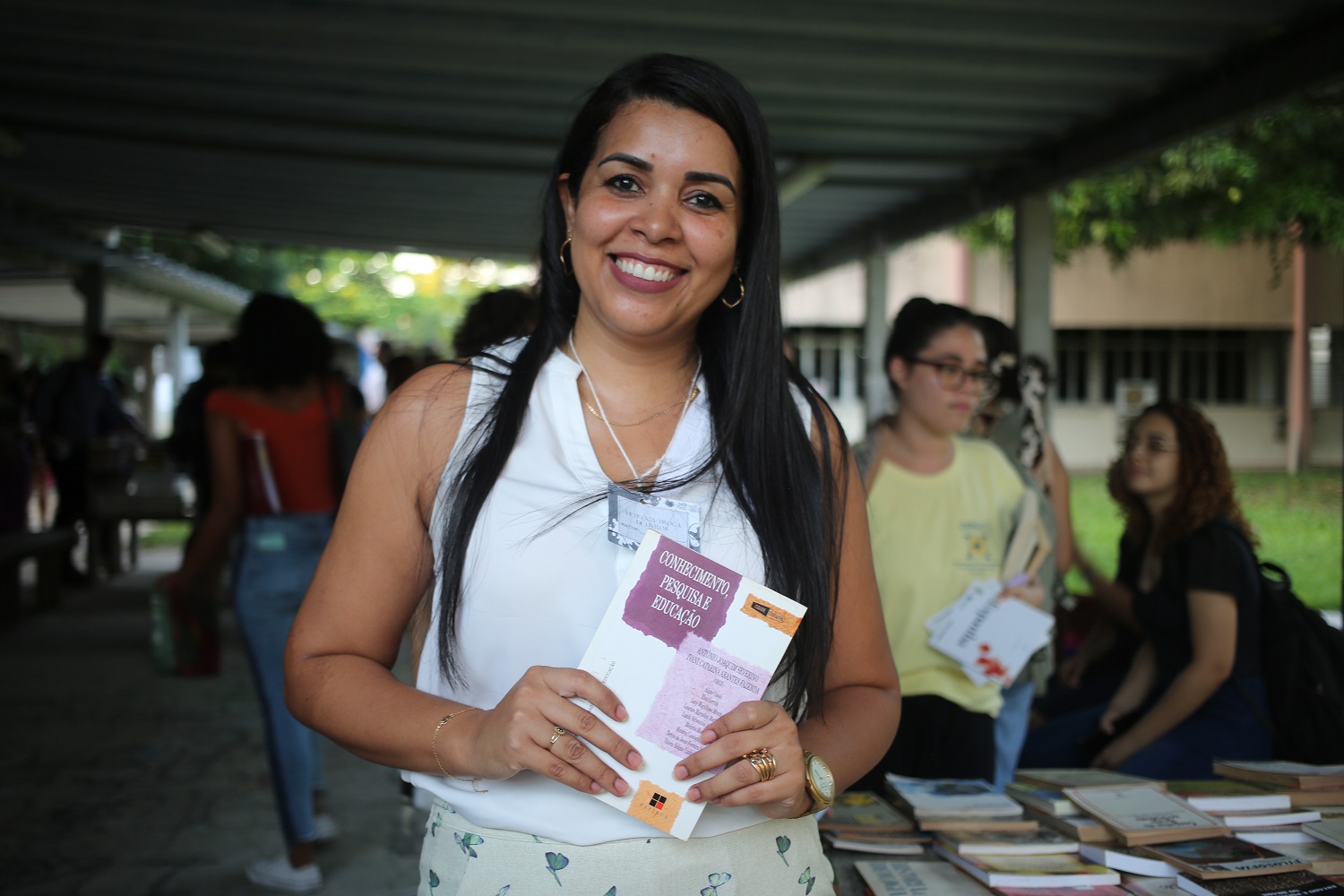Rafaely Campos é pedagoga do IFS e auxiliou na organização da VII Troca-Troca de Livros