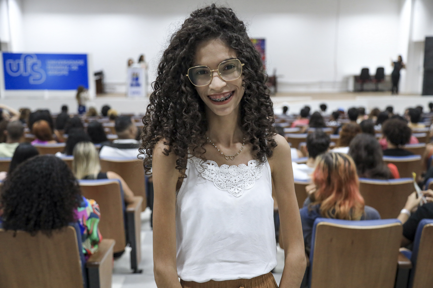 Heidy Souza é graduanda do 4º período do curso de Jornalismo da UFS. (foto: Adilson Andrade/Ascom UFS)