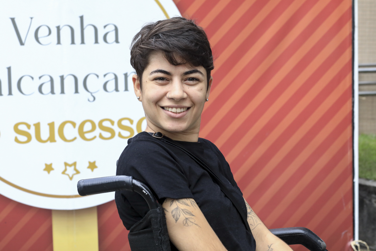 Daiane Batista está no 8º período do curso de Publicidade e Propaganda da UFS. (foto: Adilson Andrade/Ascom UFS)