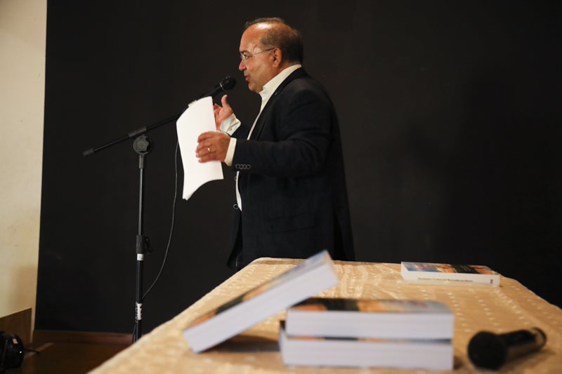 Professor José Eduardo Franco ministrou conferência durante evento de lançamento do "Dicionário Global das Religiões no Brasil"