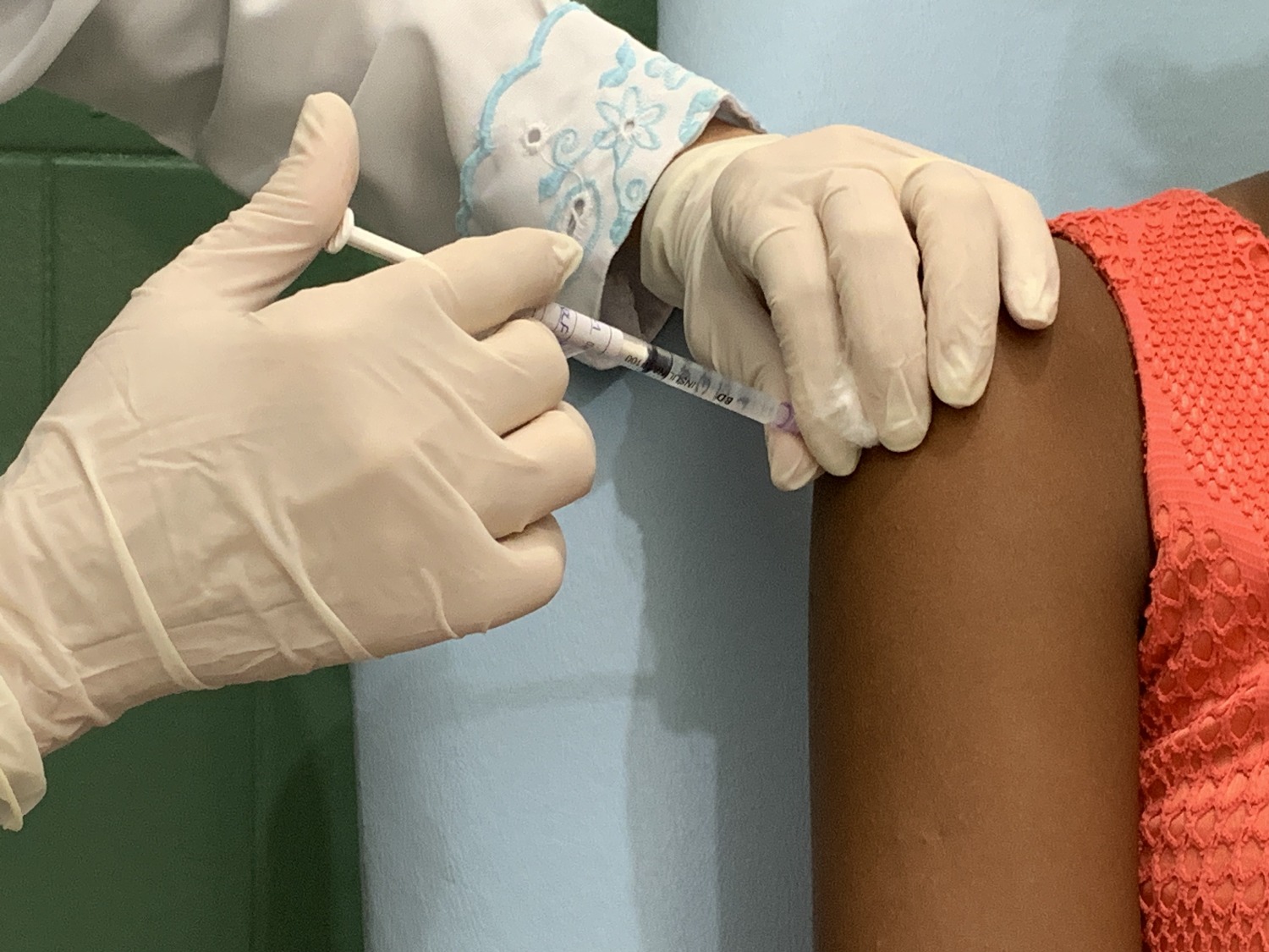 Vacina tetravalente contra gripe é testada em todo país. Fotos: Josafá Neto/Rádio UFS