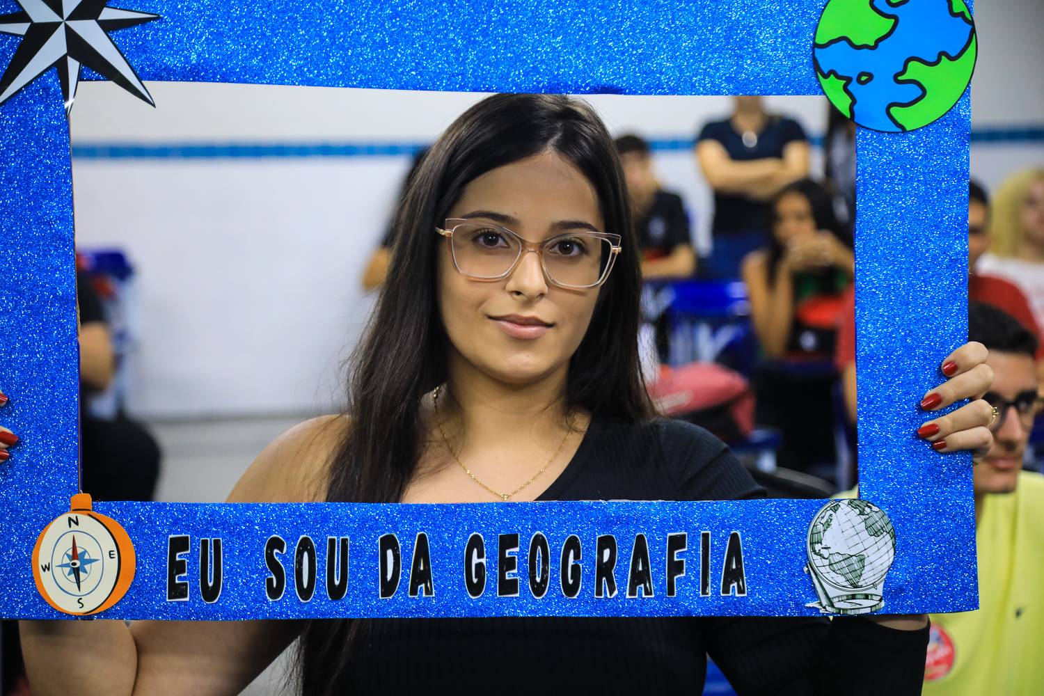 "Eles estão mostrando pra nós o cotidiano, e dá até pra começar a entender um pouco mais do curso”, conta Maria Francielli (Foto: Adilson Andrade/AscomUFS)
