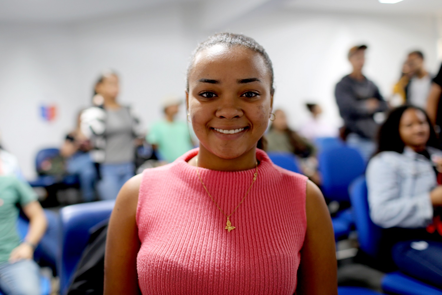 Maria Doloures, caloura de Engenharia Agronômica, comemora ter sido aprovada para a UFS em sua primeira tentativa (Foto: Shirlene Reis/Ascom UFS) 