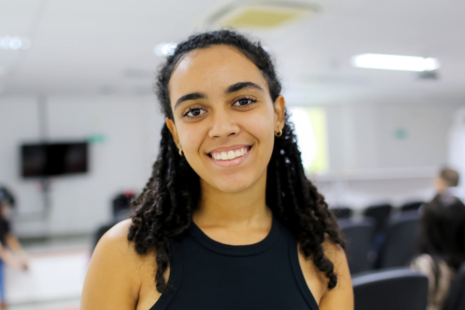 Para Miléria Nascimento, caloura de Zootecnia, as atividades do Acolhimento trouxeram para ela uma sensação de maior segurança quanto à escolha do curso (Foto: Shirlene Reis/Ascom UFS) 