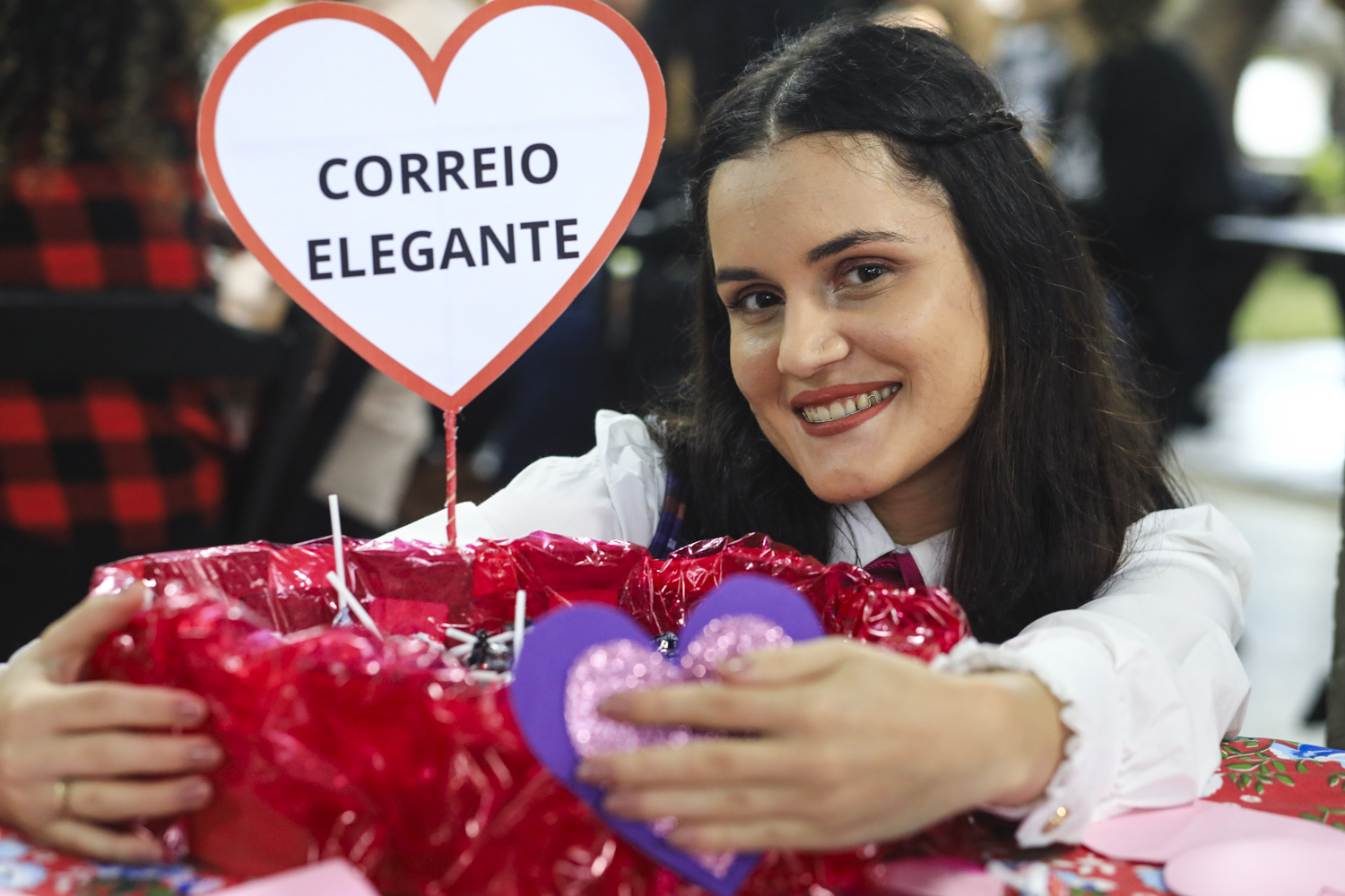 Mônica Policarpo é discente de Administração.