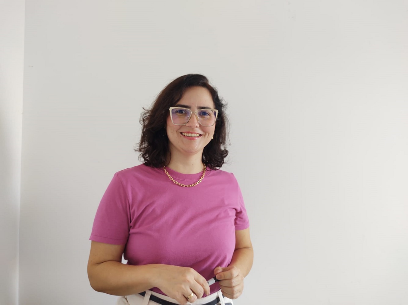 Coordenadora do projeto, professora Acenini fala sobre a importância da reciclagem e da geração de renda (Foto: Arquivo Pessoal)