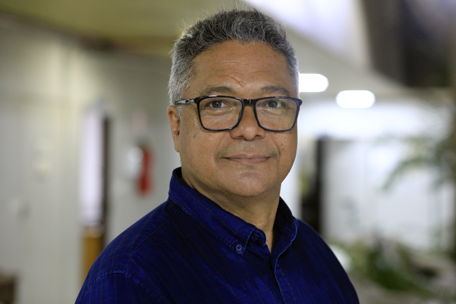 Luiz Eduardo Oliveira, do Departamento de Letras Estrangeiras