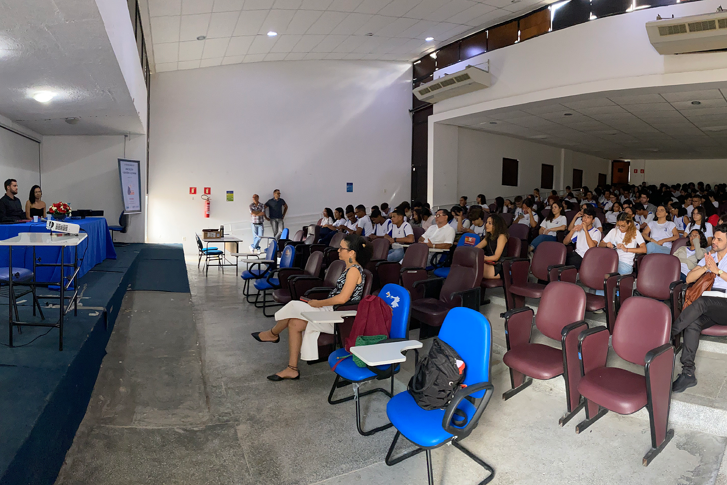 Mesa de abertura contou com a participação de ex-estudantes do Codap (Foto: Codap/UFS)