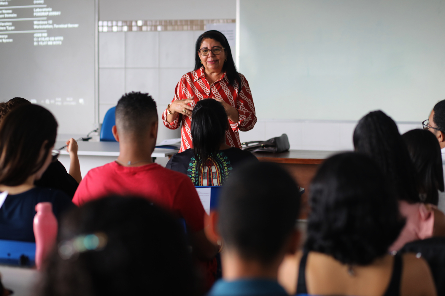 Professora Vera Lúcia (Foto: Schirlene Reis/AscomUFS)