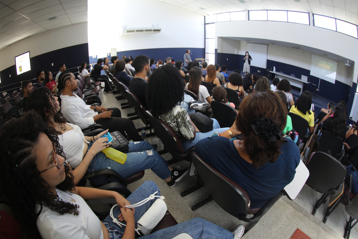 Durante a manhã de Semac foram realizados Seminário Pibid, RP, Prolice e outras ações. (Foto: Schirlene Reis/Ascom UFS)