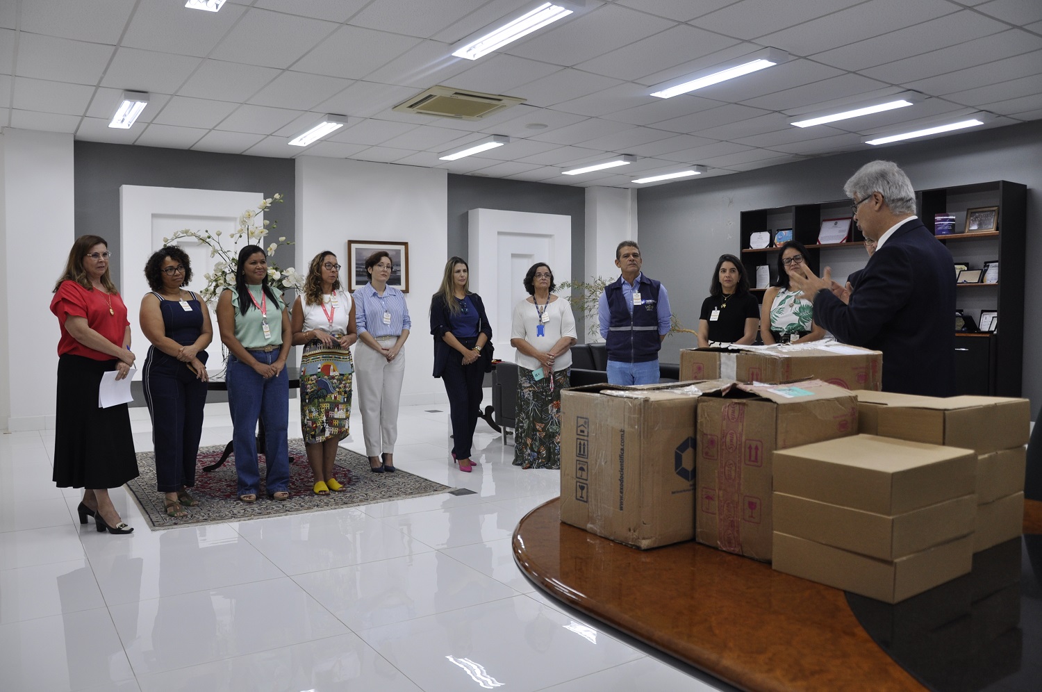 Entrega do material aconteceu na sede do TRT/SE. (foto:TRT/SE)