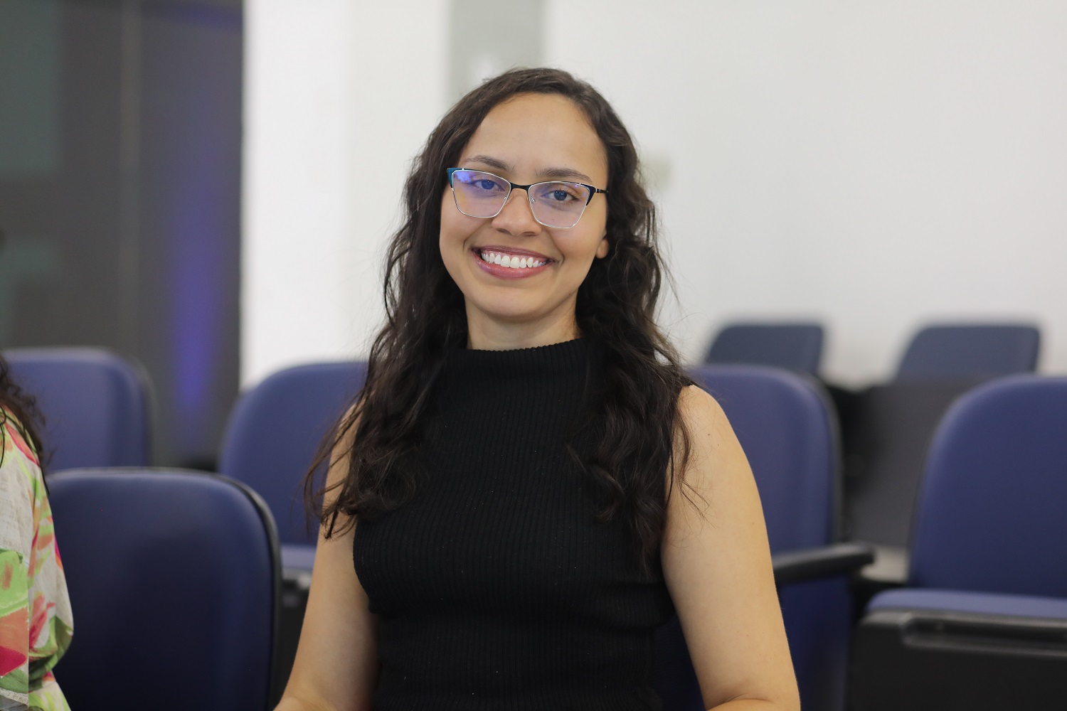 Rhayza Oliveira é doutoranda em Química. (Foto: Janaína Cavalcante/Ascom UFS)
