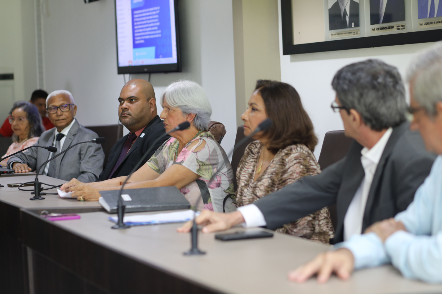 Cerimônia de posse aconteceu na Sala dos Conselhos Superiores da UFS. (foto: Schirlene Reis/Ascom UFS)